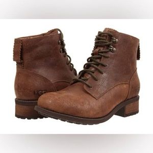 Women’s UGG Denhali Brown Boots Size 9 Like New